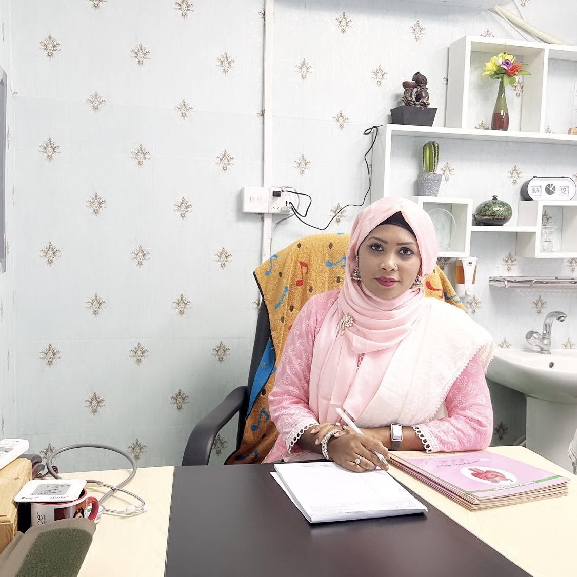 Dr. Yasmin Aktar