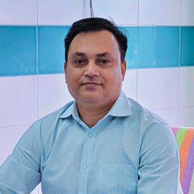Dr. Dr. Manik Mazumder - Consultant