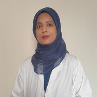 Dr. Dr. Nafeesa Binti Hussain - Associate Professor