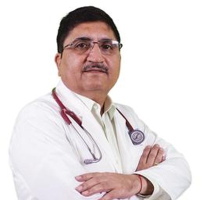 Dr. Dr. Sandeep Dhavan - Senior Consultant